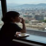 Eş Takibi Ankara: Dedektif café penceresinden izleyen