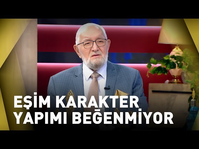 Eşimi Araştırmak İstiyorum diyen endişeli insan akıllı telefonuna bakıyor