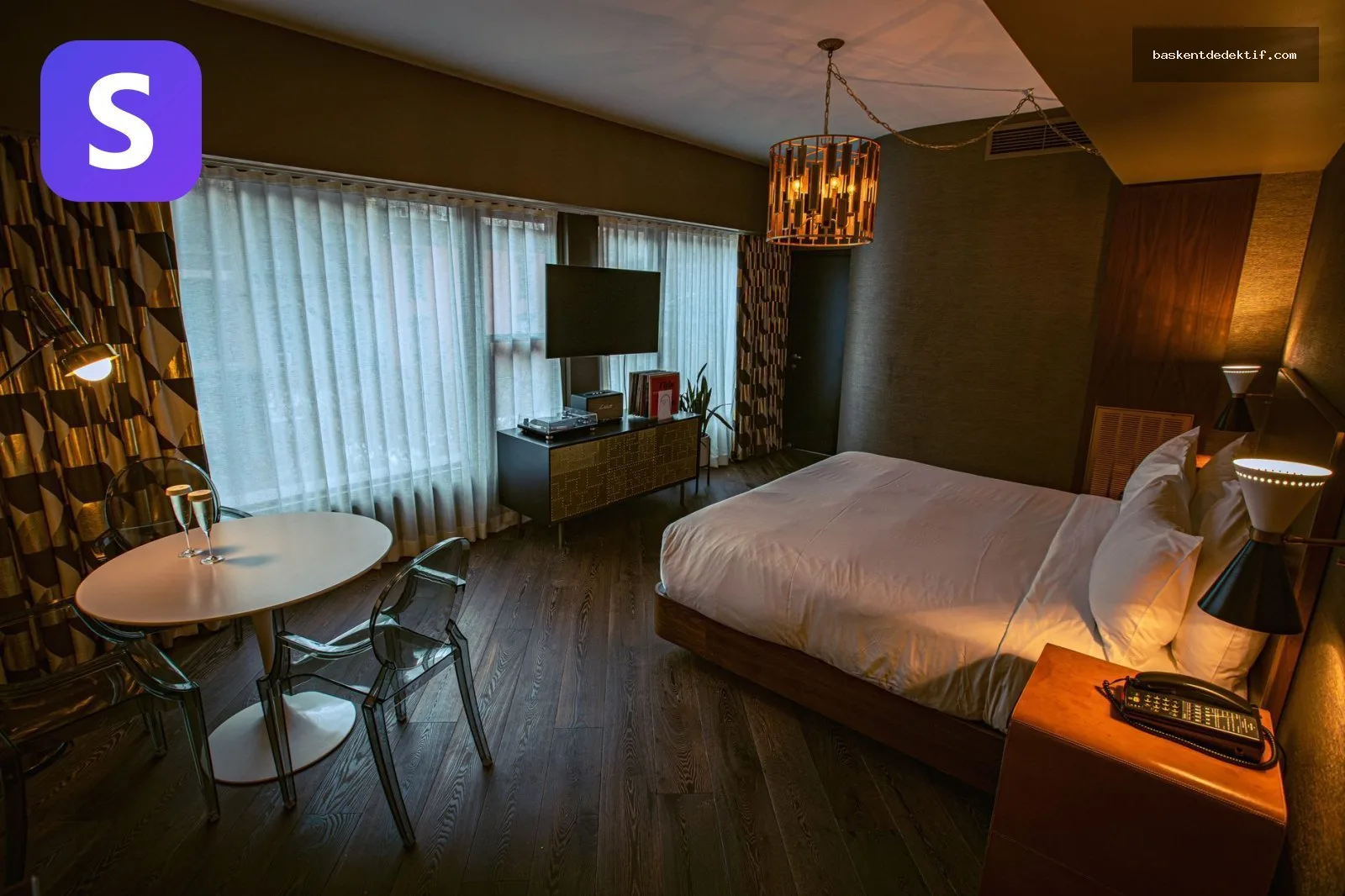 Modern NY otel odası ve Otel Kayıtları Çıkart ekranı